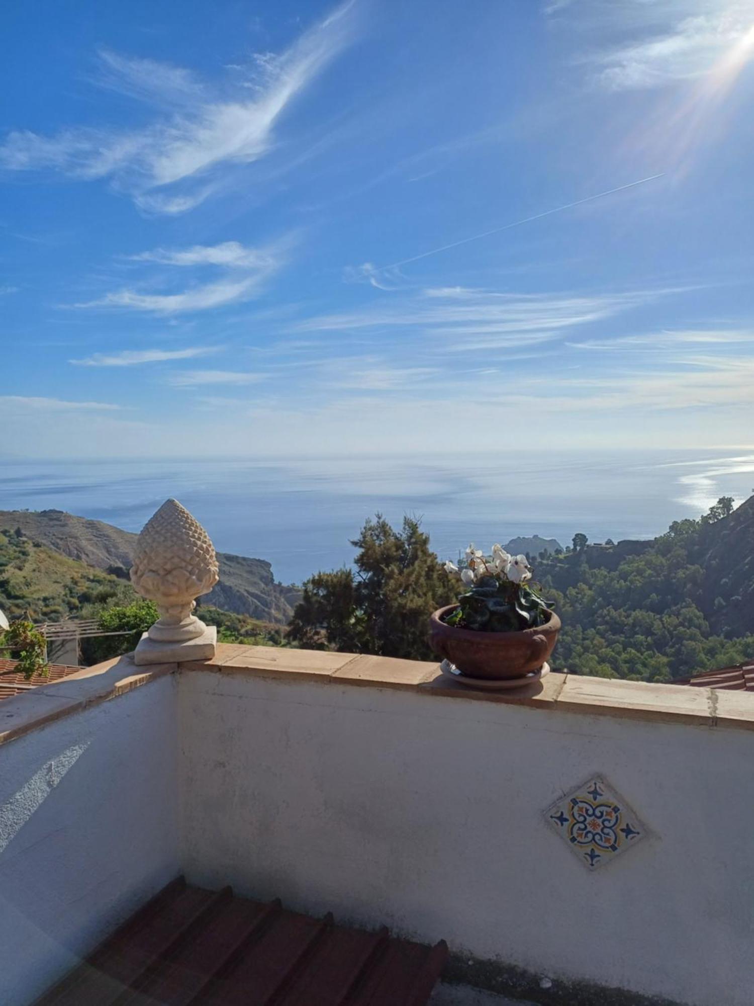 Casa Il Faro Villa Con Piscina Кастельмола Екстер'єр фото