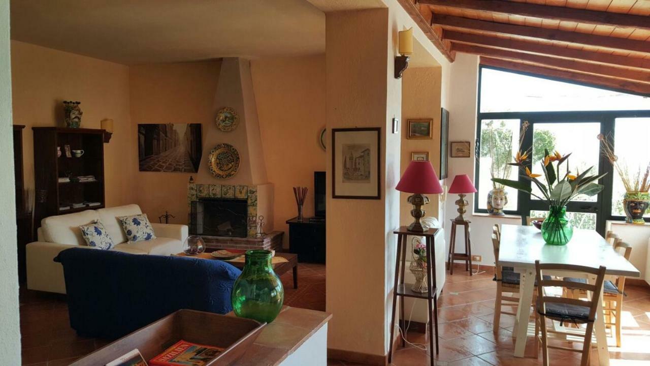 Casa Il Faro Villa Con Piscina Кастельмола Екстер'єр фото