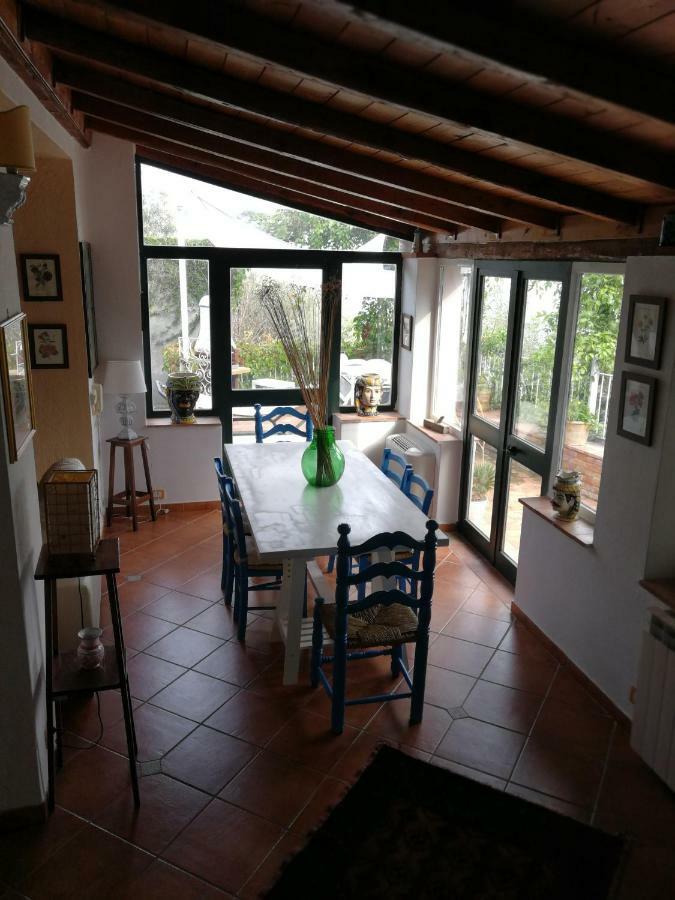 Casa Il Faro Villa Con Piscina Кастельмола Екстер'єр фото
